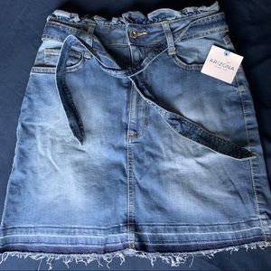 ARIZONA JEAN SKIRT